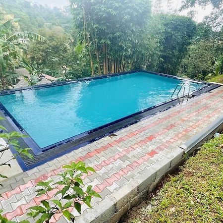 Lavender Hills Home Stay Kandy Buitenkant foto