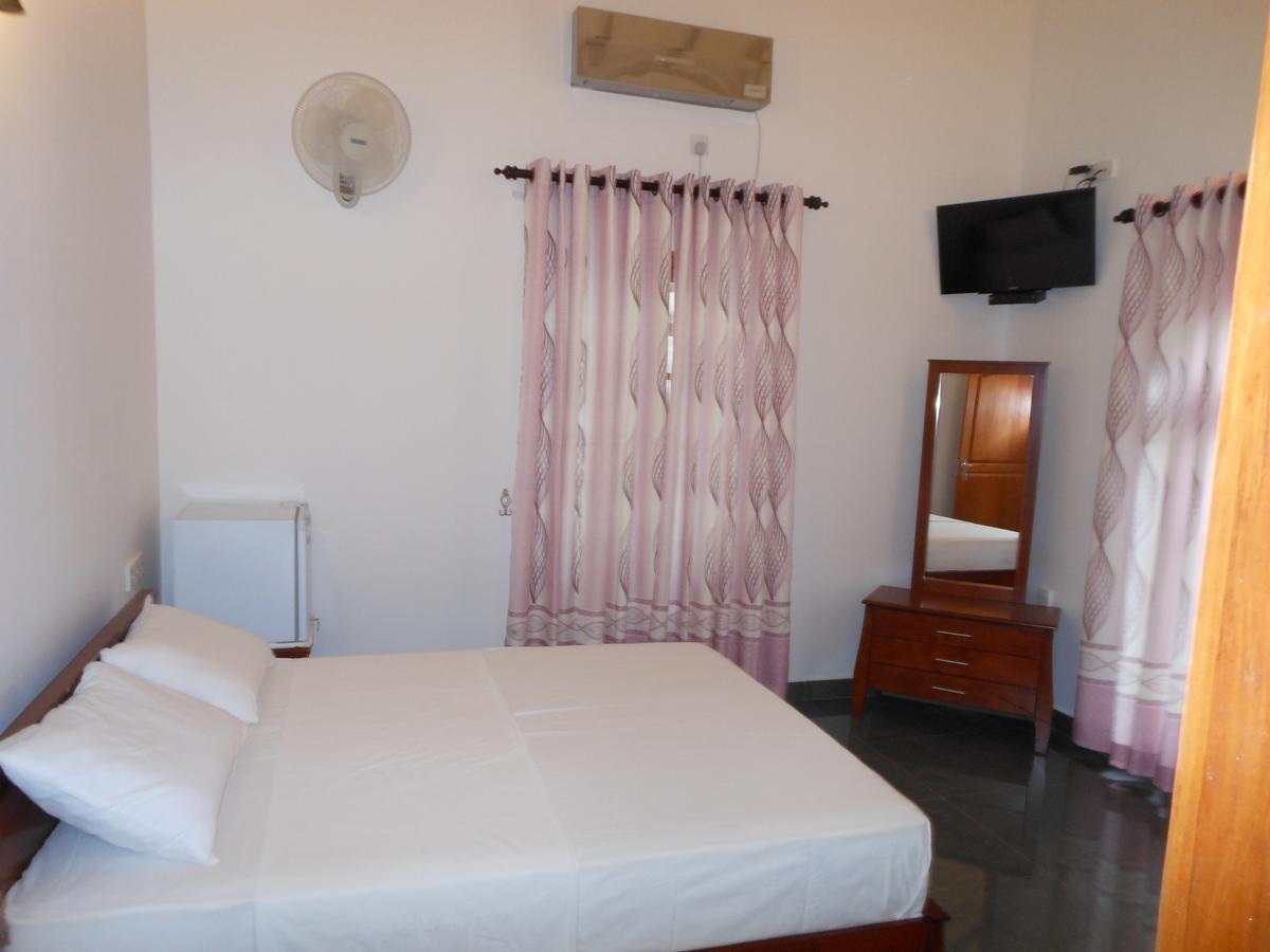 Lavender Hills Home Stay Kandy Buitenkant foto